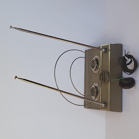 RCA Rabbit Ear TV Antenna Vintage Rotating Receiver - Picture 3 of 9